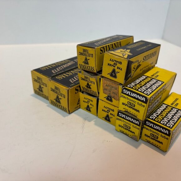 Lot of 11 Sylvania Vintage Electronic Tubes Untested - Picture 3 of 8